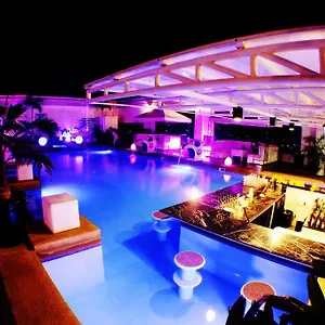 *** Hotel The Penthouse And Residences Filipinas