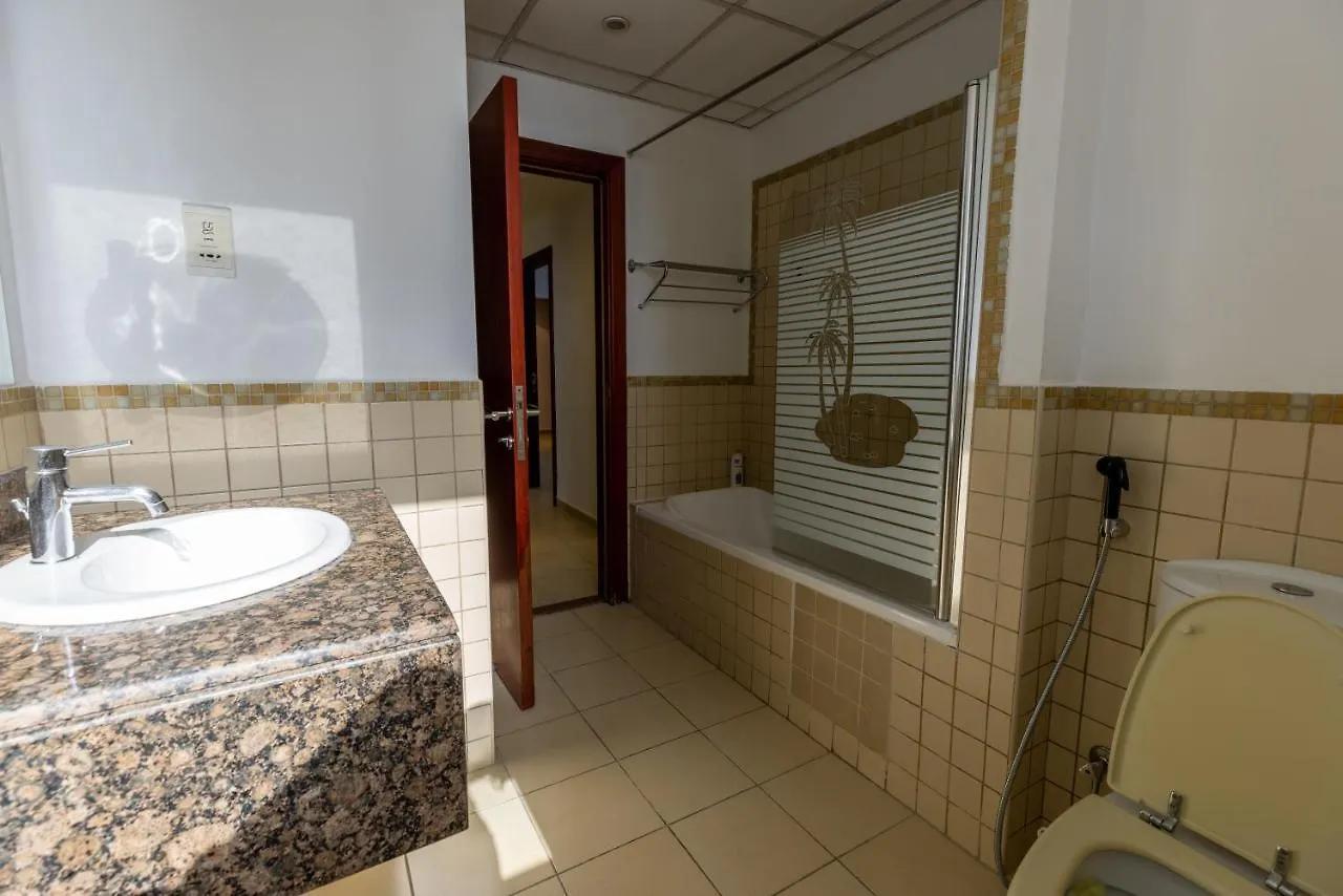 Travel Hub Premium Hostel Dubai